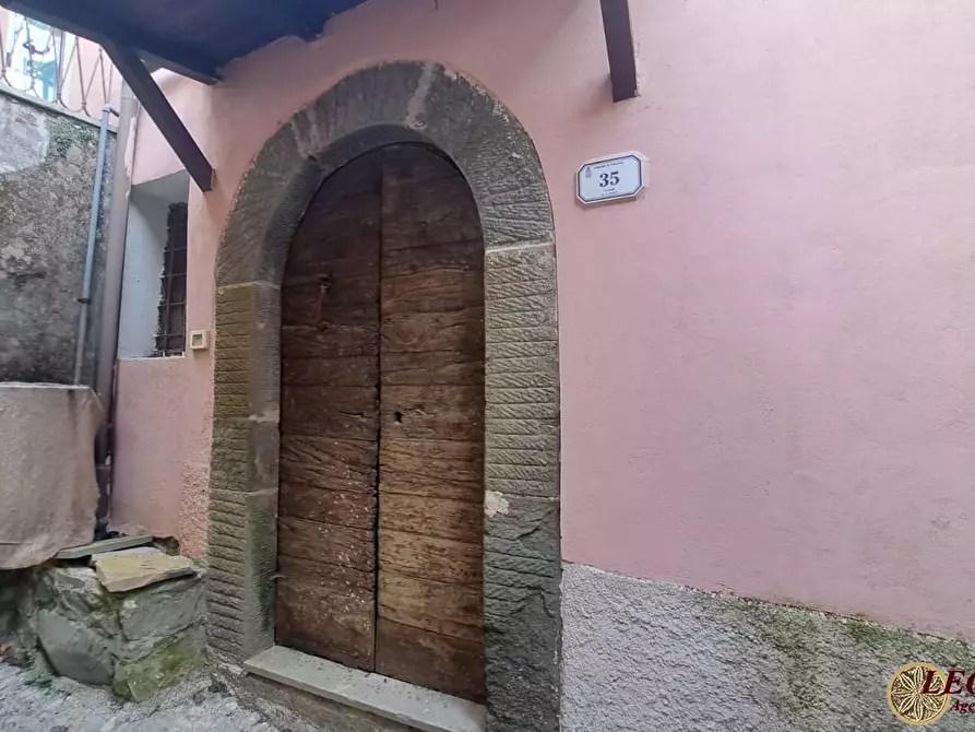 Immagine 2 di Rustico / casale in vendita  4 a Tresana