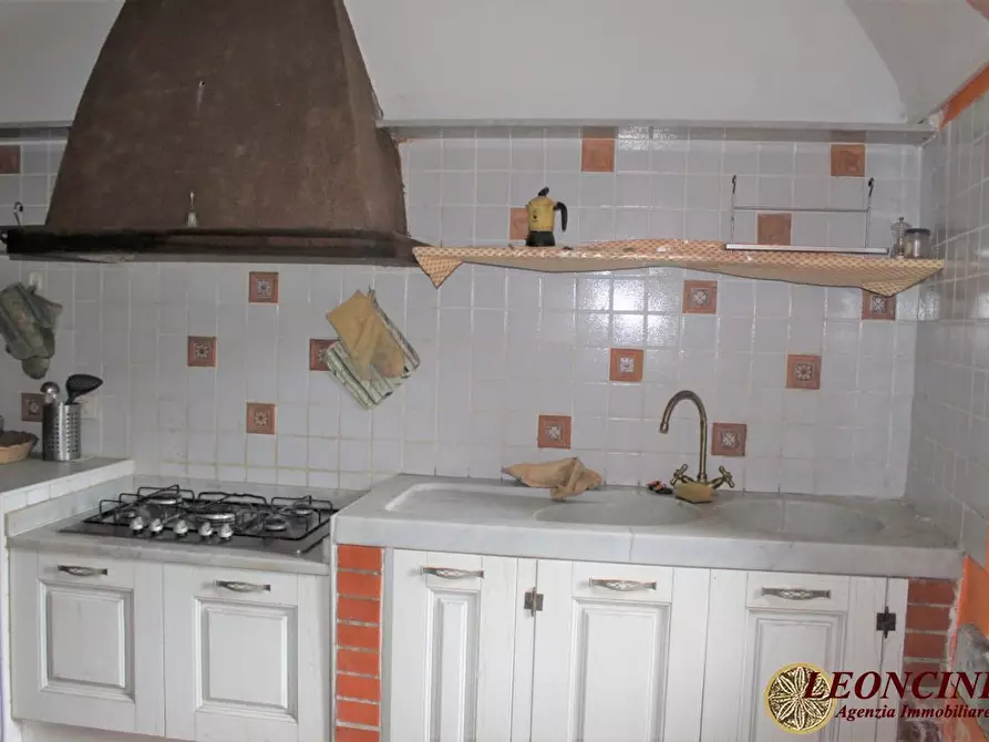 Immagine 4 di Rustico / casale in vendita  23 a Filattiera