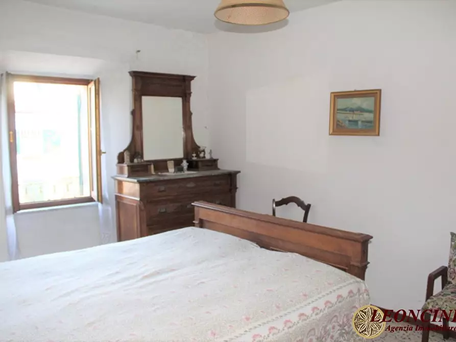 Immagine 10 di Rustico / casale in vendita  32 a Villafranca In Lunigiana
