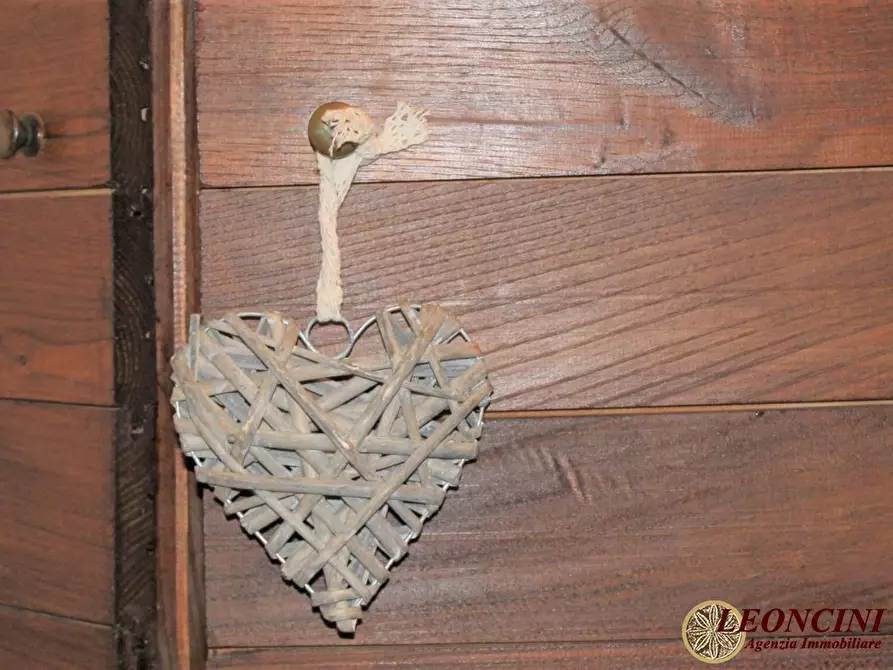 Immagine 6 di Rustico / casale in vendita  a Villafranca In Lunigiana