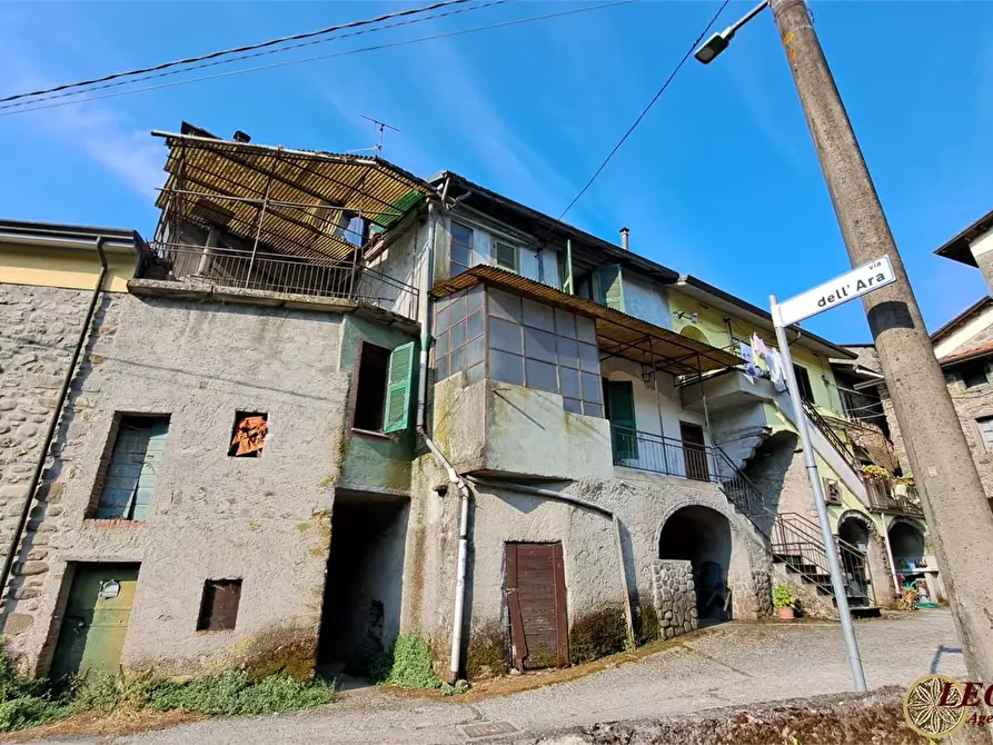 Immagine 5 di Casa semindipendente in vendita  36 a Filattiera