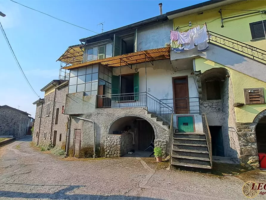 Immagine 1 di Casa semindipendente in vendita  36 a Filattiera