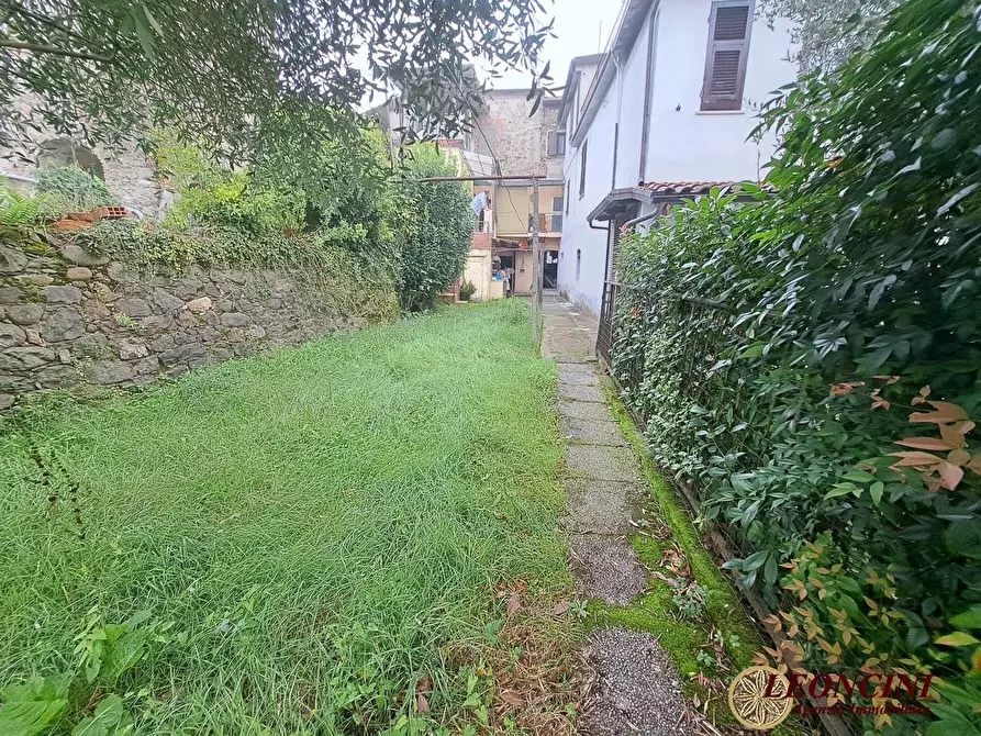 Immagine 10 di Casa semindipendente in vendita  28 a Filattiera