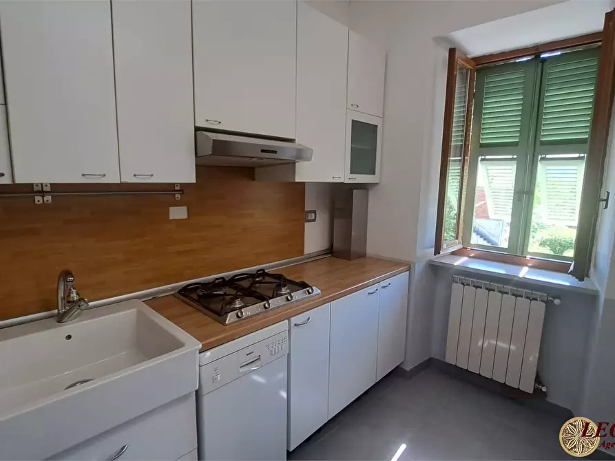 Immagine 6 di Casa semindipendente in vendita  12 a Villafranca In Lunigiana