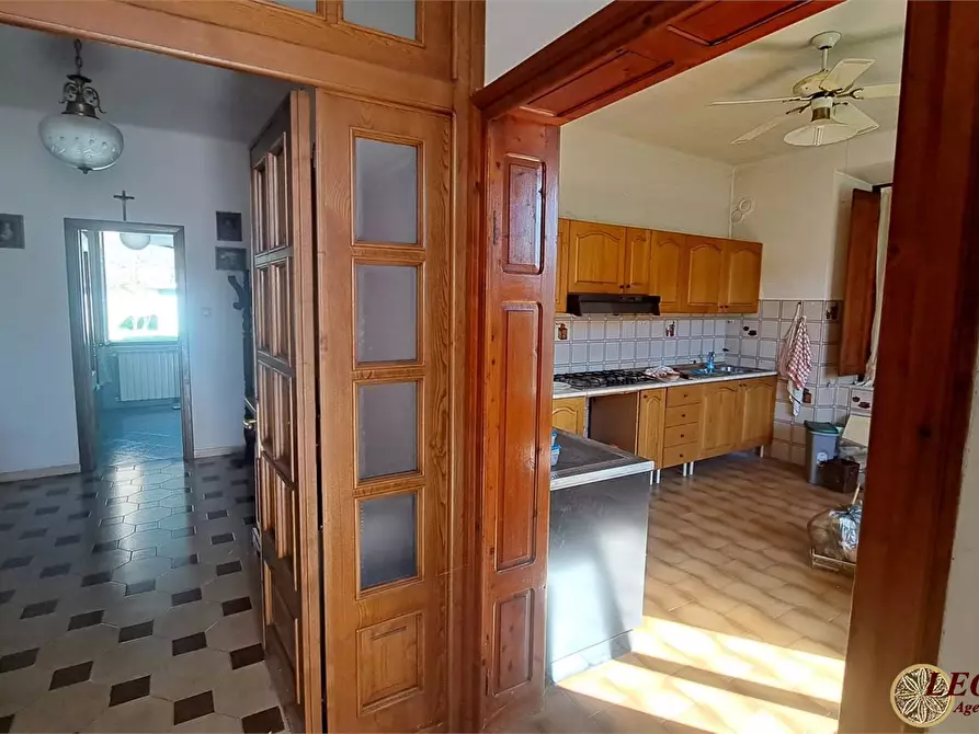 Immagine 9 di Villa in vendita  22 a Filattiera