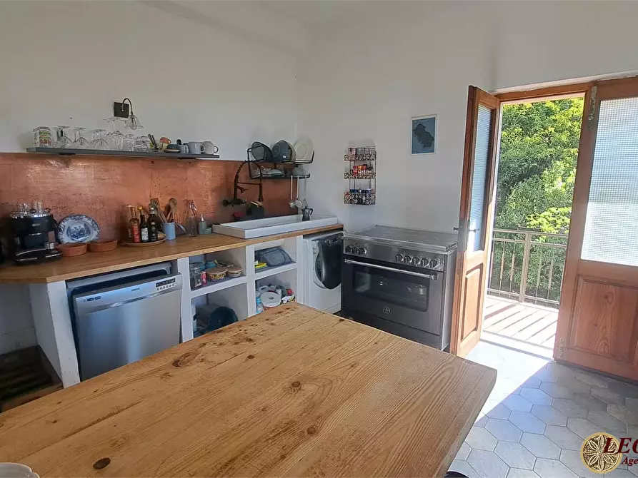 Immagine 5 di Villa in vendita  snc a Filattiera