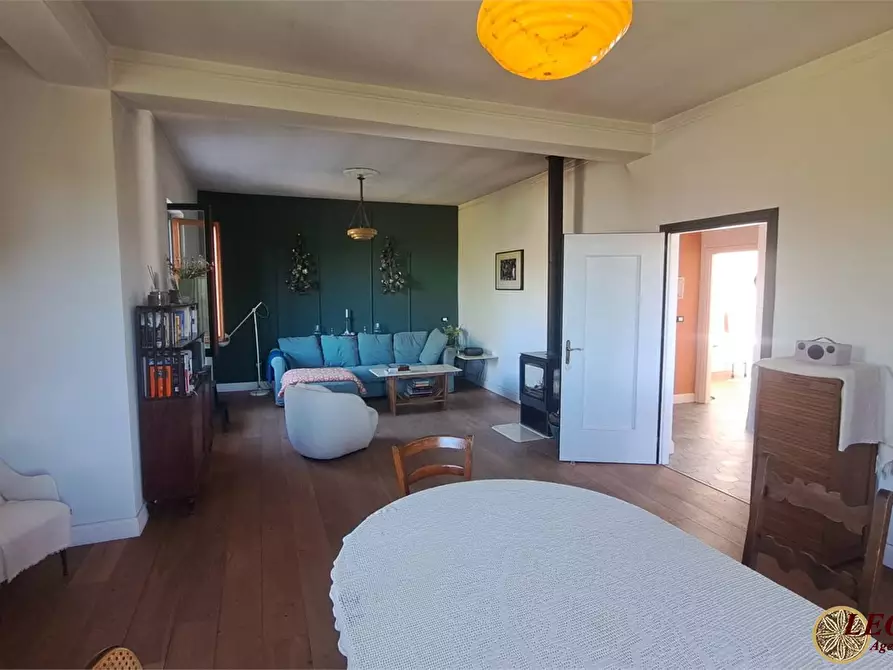 Immagine 10 di Villa in vendita  snc a Filattiera