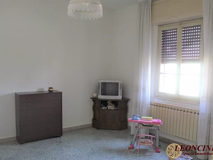 Immagine 7 di Villa in vendita  33 a Villafranca In Lunigiana