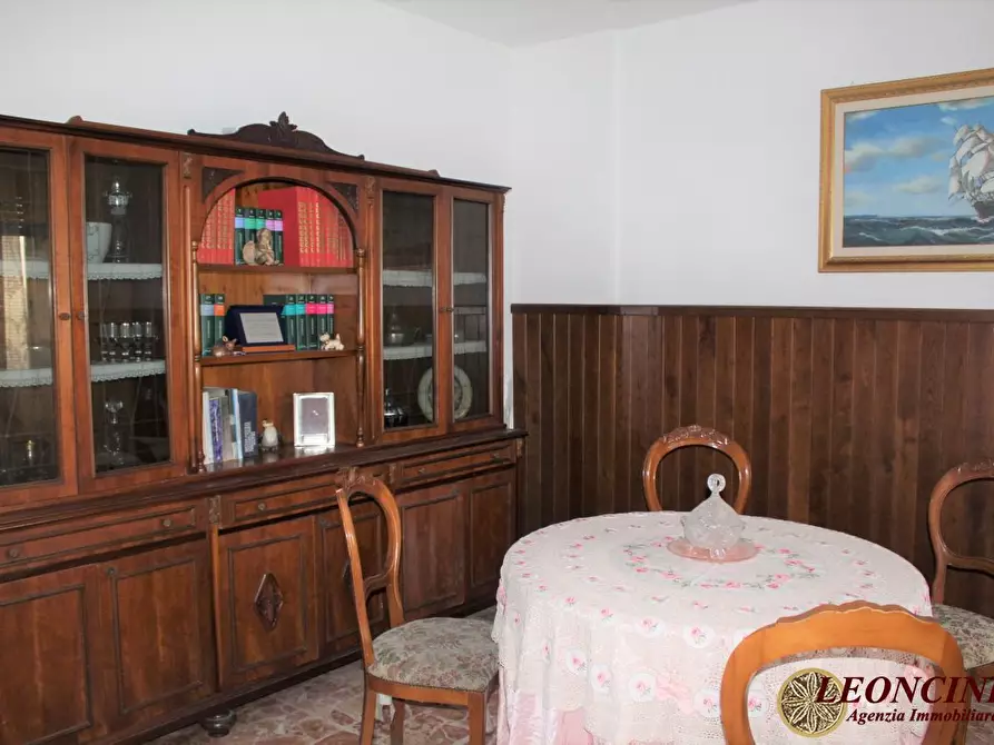 Immagine 5 di Villa in vendita  33 a Villafranca In Lunigiana