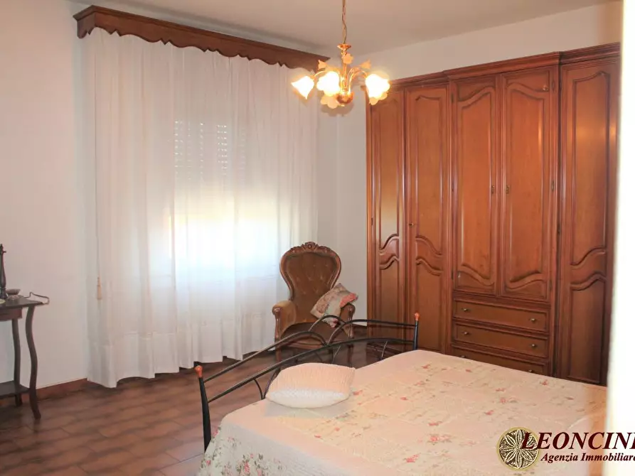 Immagine 9 di Villa in vendita  33 a Villafranca In Lunigiana
