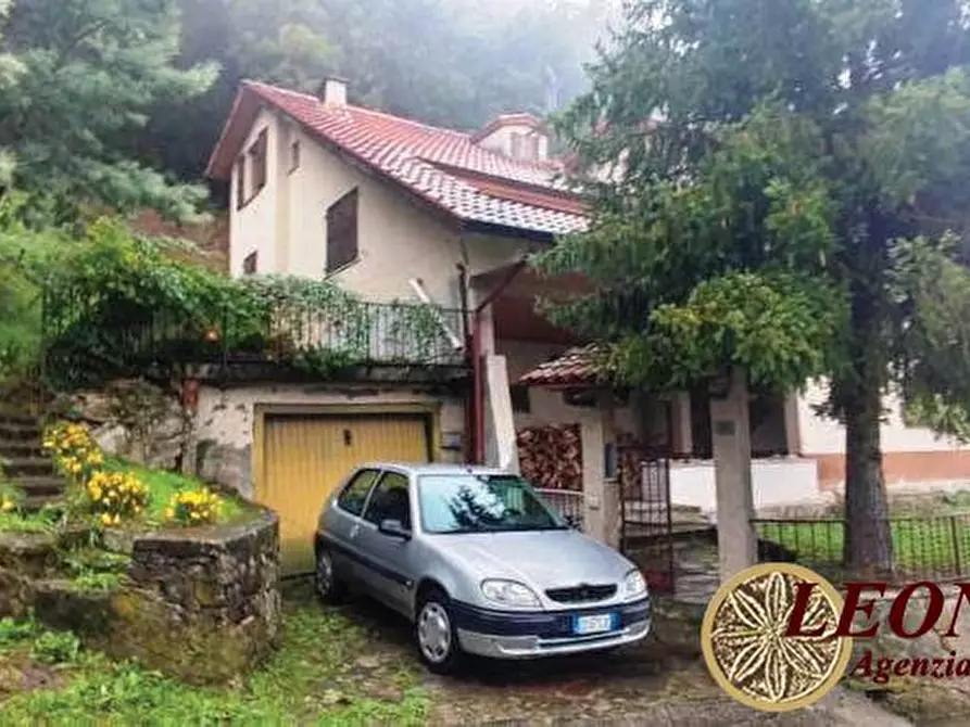 Immagine 2 di Villa in vendita  2 a Pontremoli