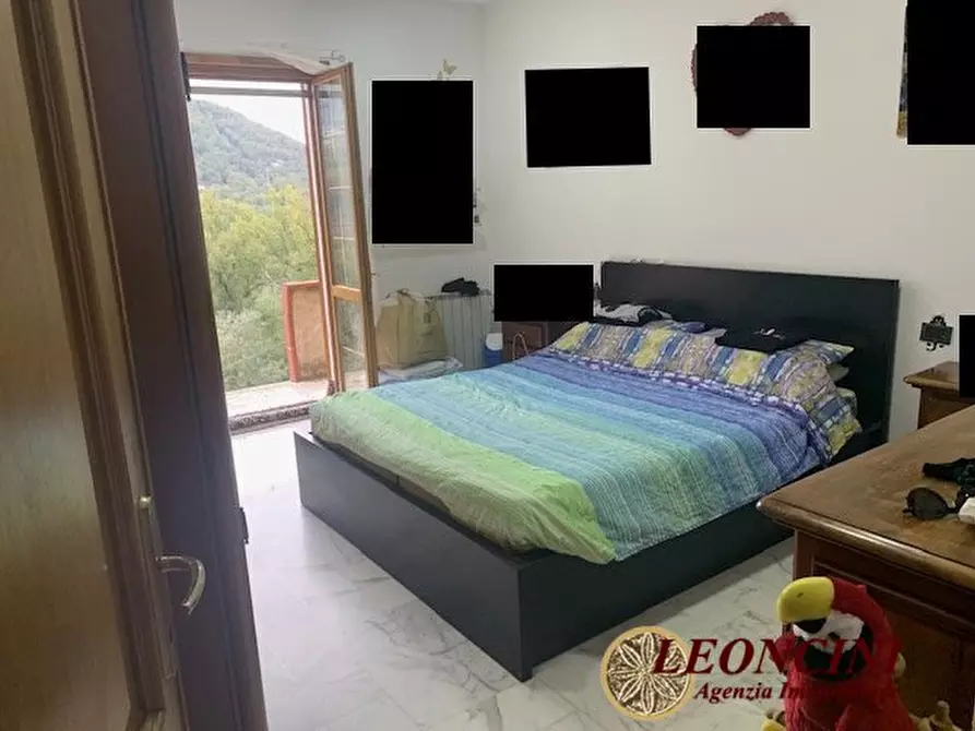 Immagine 5 di Villa in vendita  7 a Aulla
