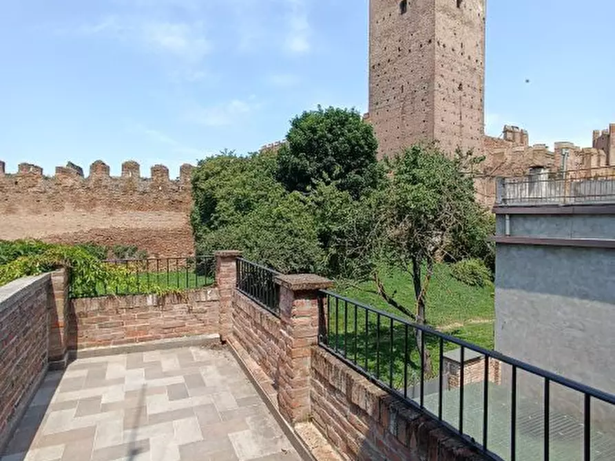 Immagine 1 di Casa semindipendente in vendita  a Montagnana