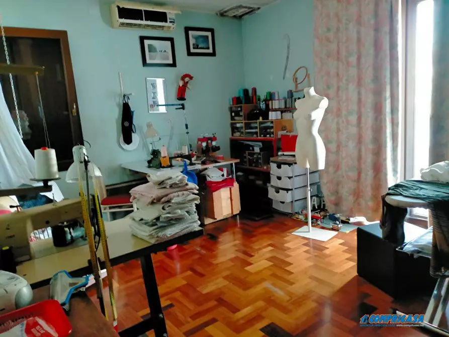 Immagine 4 di Villa in affitto  a Ponso