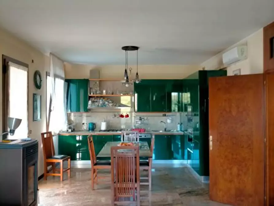 Immagine 8 di Villa in affitto  a Ponso