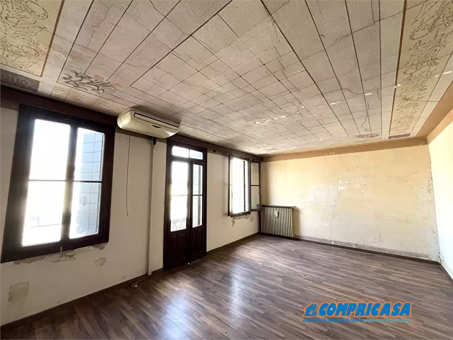 Immagine 1 di Casa semindipendente in vendita  a Borgo Veneto
