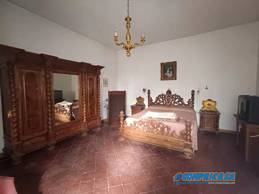 Immagine 8 di Palazzo in vendita  a Castelbaldo