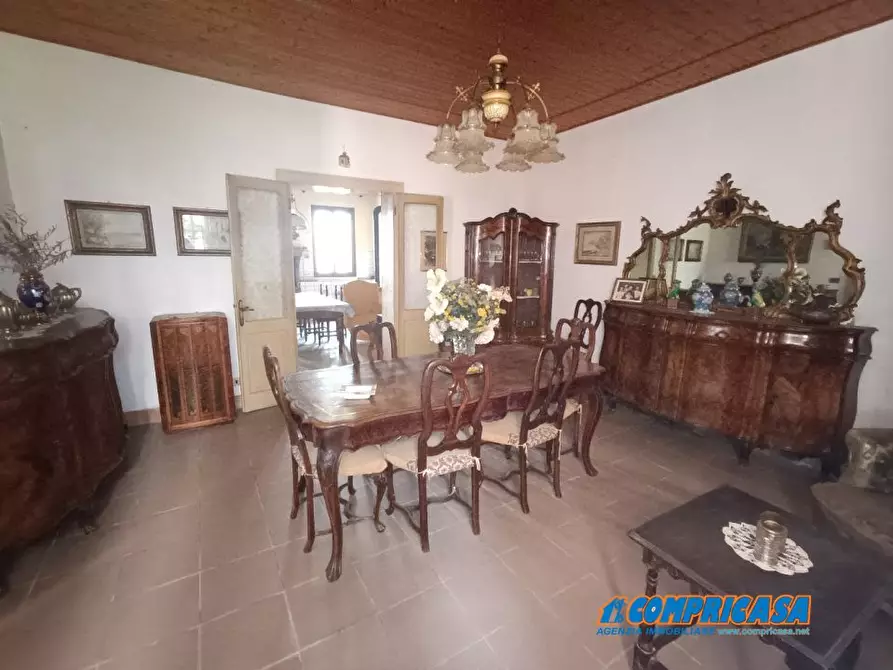 Immagine 4 di Palazzo in vendita  a Castelbaldo