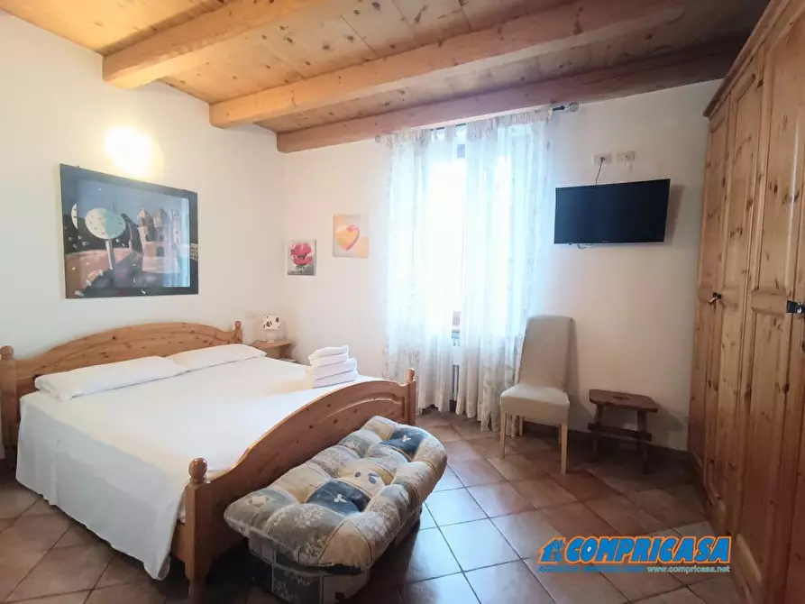 Immagine 3 di Casa semindipendente in vendita  a Bardolino