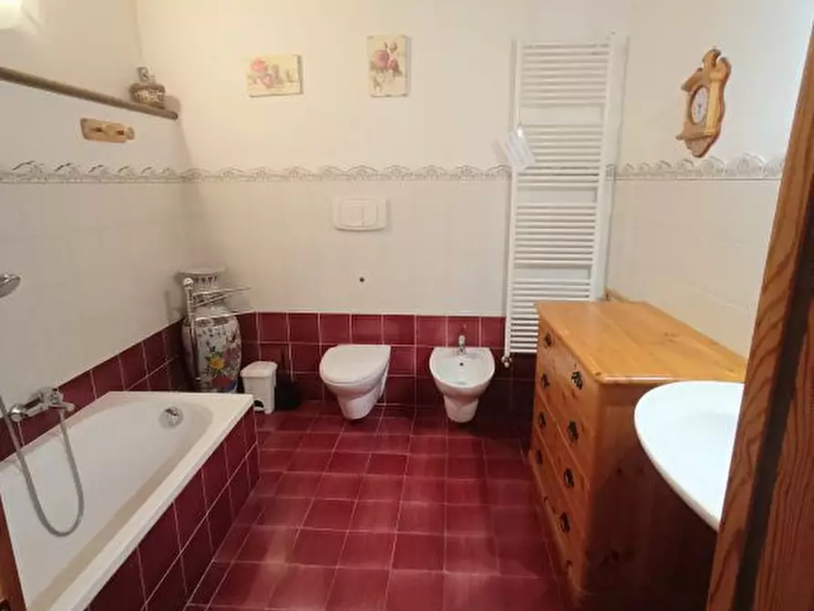 Immagine 4 di Casa semindipendente in vendita  a Bardolino