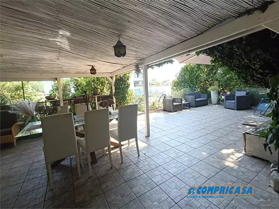 Immagine 2 di Casa semindipendente in vendita  a Peschiera Del Garda
