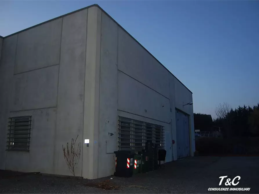 Immagine 2 di Capannone industriale in affitto  31 a Villarbasse