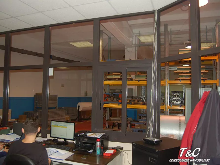 Immagine 6 di Capannone industriale in vendita  96 a Pinerolo