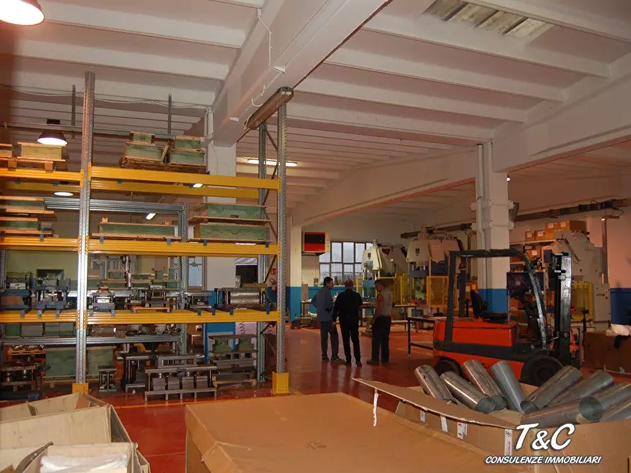 Immagine 7 di Capannone industriale in vendita  96 a Pinerolo