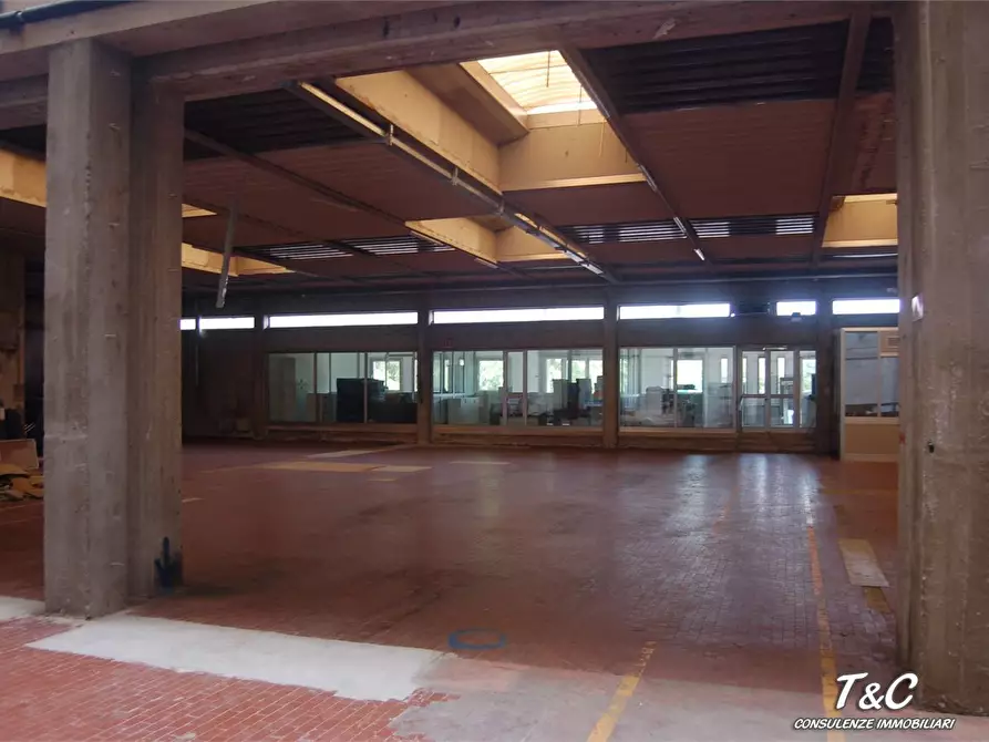 Immagine 10 di Capannone industriale in vendita  3 a Ronco All'adige