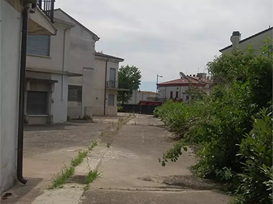 Immagine 6 di Capannone industriale in vendita  3 a Ronco All'adige