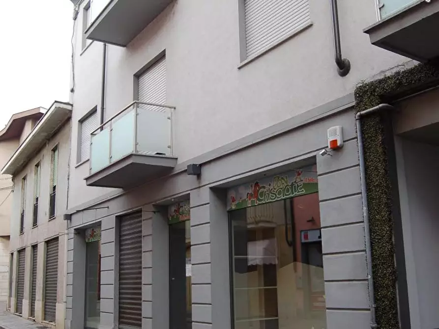 Immagine 1 di Negozio in vendita  3 a Settimo Torinese