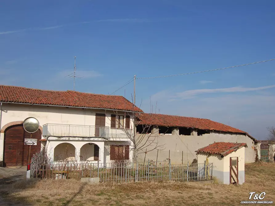 Immagine 1 di Rustico / casale in vendita  28 a Pinerolo