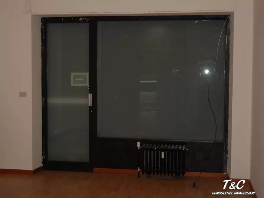 Immagine 4 di Ufficio in vendita  21 a Torino