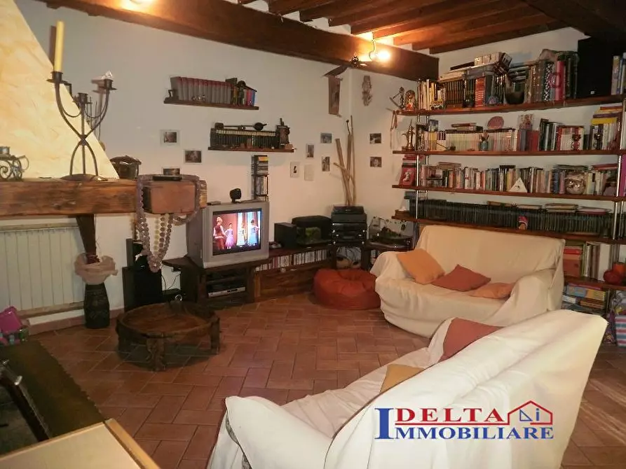 Immagine 4 di Casa semindipendente in vendita  a Castellina Marittima