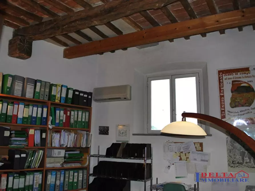 Immagine 4 di Ufficio in vendita  a Rosignano Marittimo