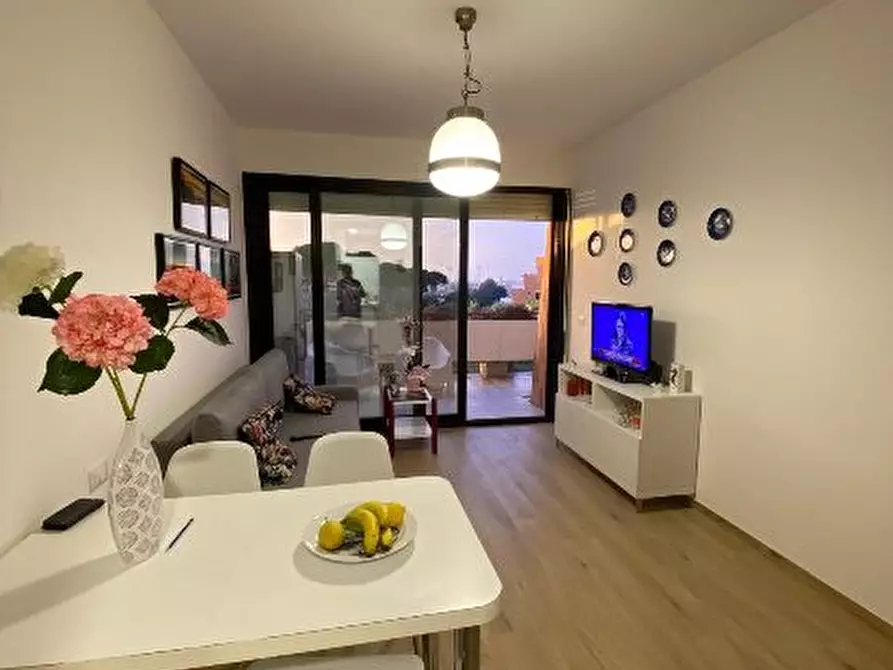 Immagine 3 di Appartamento in affitto  a Livorno