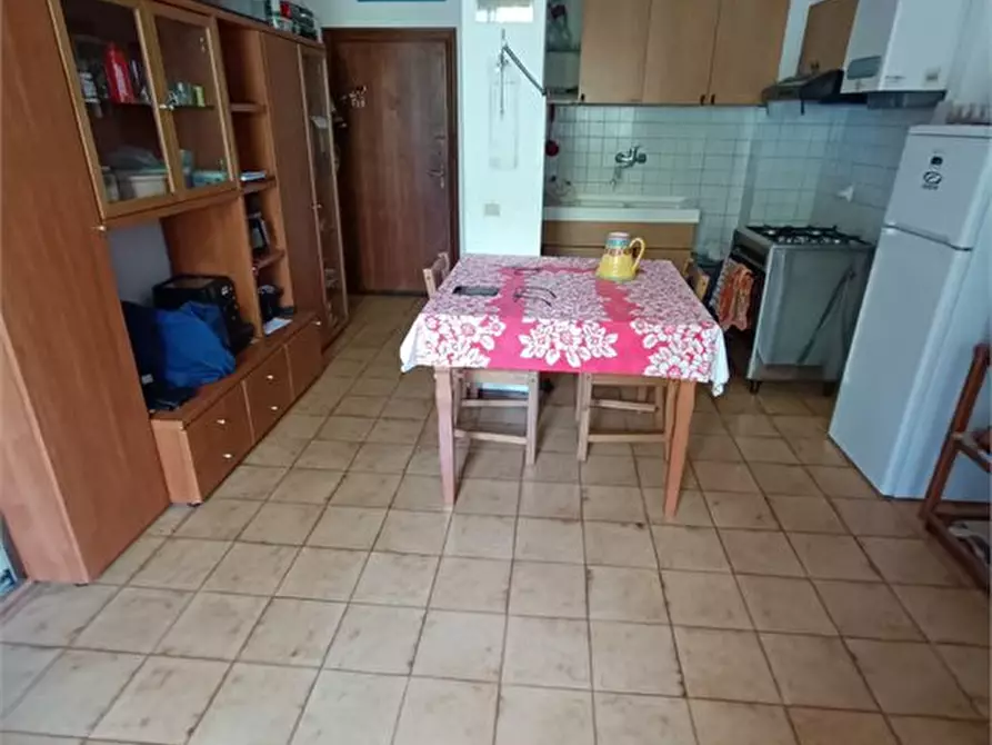 Immagine 5 di Appartamento in vendita  a Rosignano Marittimo