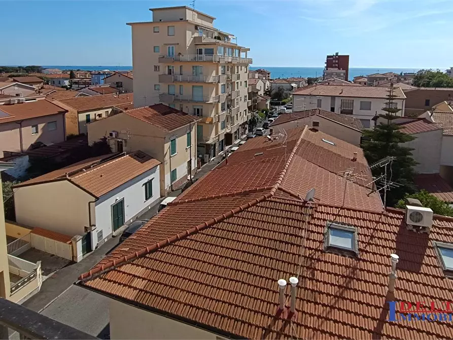Immagine 5 di Appartamento in vendita  a Rosignano Marittimo