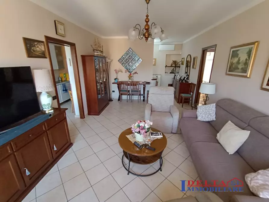 Immagine 1 di Appartamento in vendita  a Rosignano Marittimo