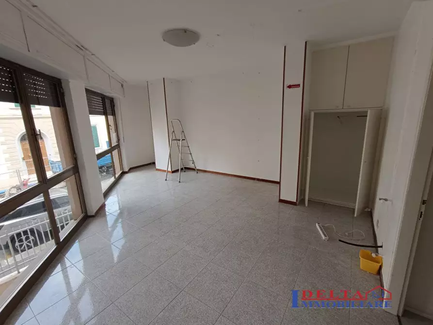 Immagine 5 di Appartamento in vendita  a Livorno