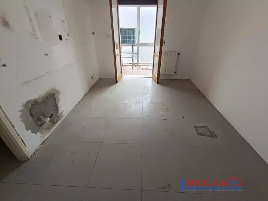 Immagine 8 di Appartamento in vendita  a Livorno