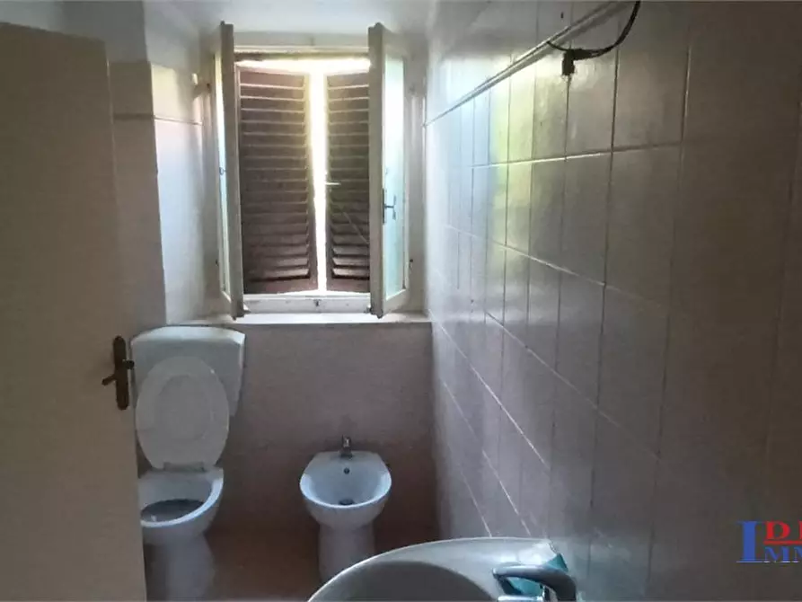 Immagine 8 di Casa semindipendente in vendita  a Rosignano Marittimo