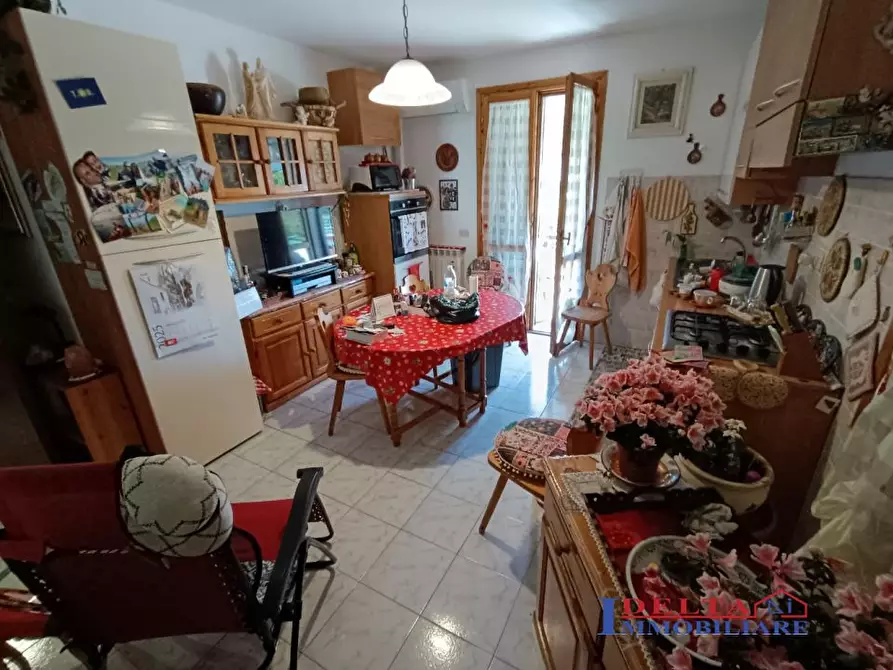 Immagine 4 di Casa semindipendente in vendita  a Rosignano Marittimo