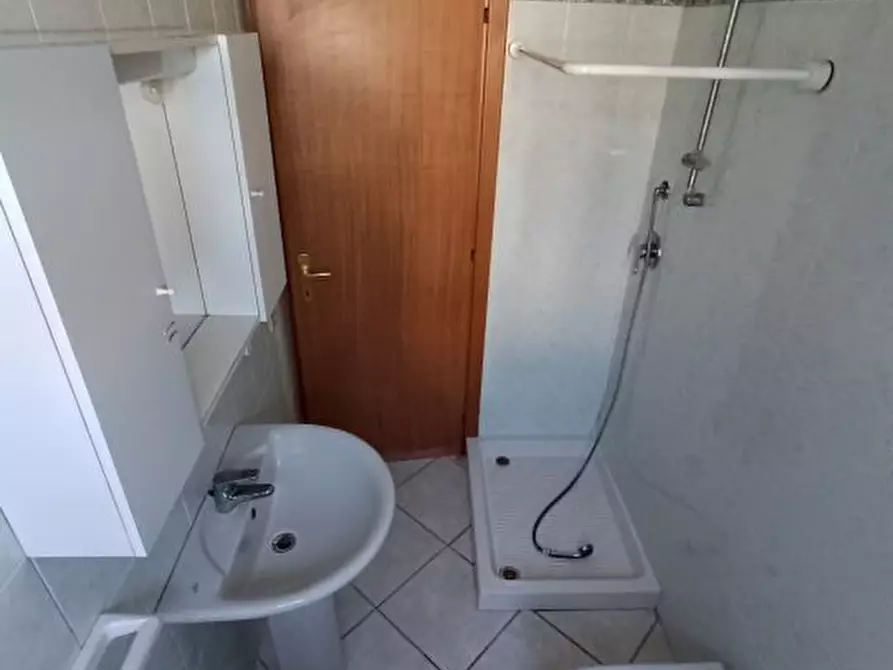 Immagine 8 di Casa semindipendente in vendita  a Rosignano Marittimo
