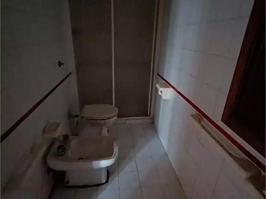 Immagine 8 di Rustico / casale in vendita  a Rosignano Marittimo