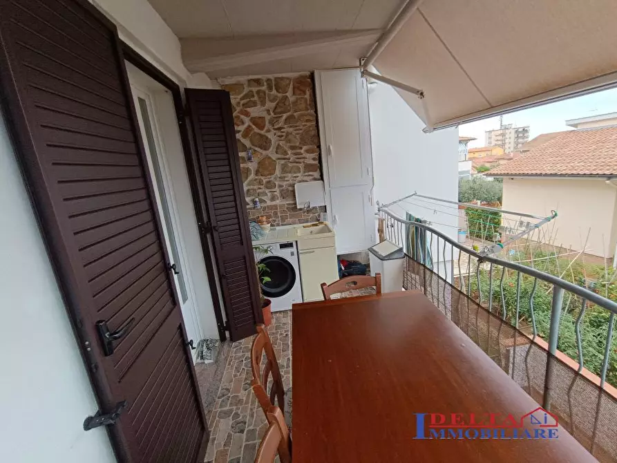 Immagine 8 di Villa in vendita  a Rosignano Marittimo