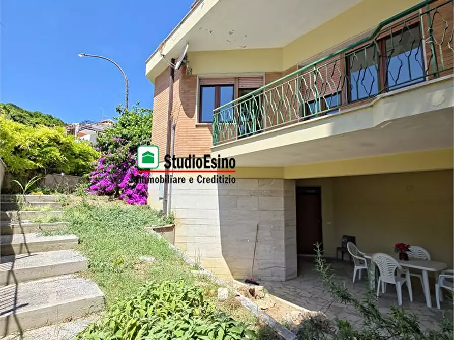 Immagine 9 di Appartamento in vendita  152 a Grottammare