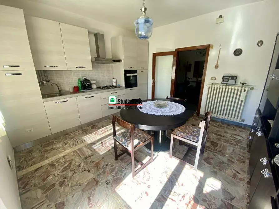 Immagine 5 di Appartamento in vendita  10 a San Benedetto Del Tronto