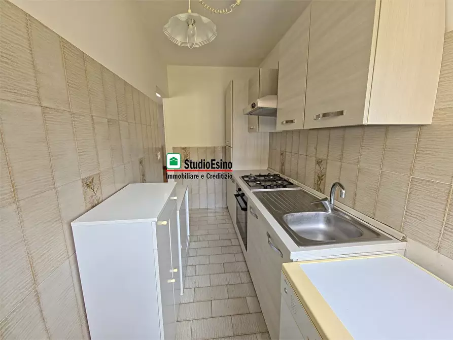 Immagine 9 di Appartamento in vendita  5 a Grottammare