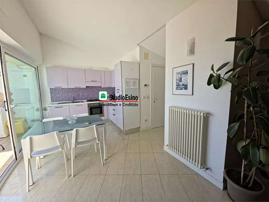 Immagine 9 di Appartamento in vendita  22 a Grottammare